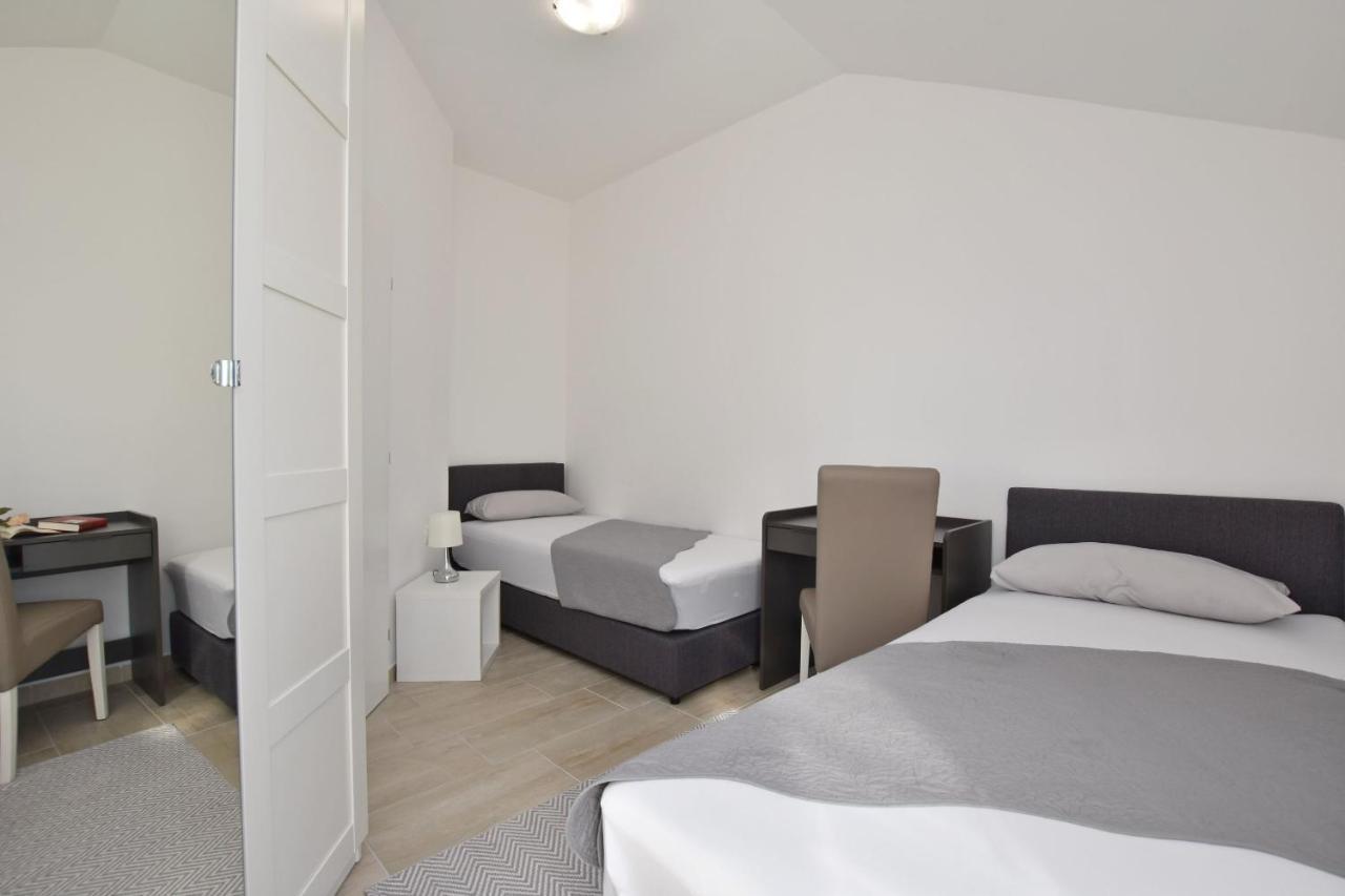 Apartments Danolic Писак Экстерьер фото